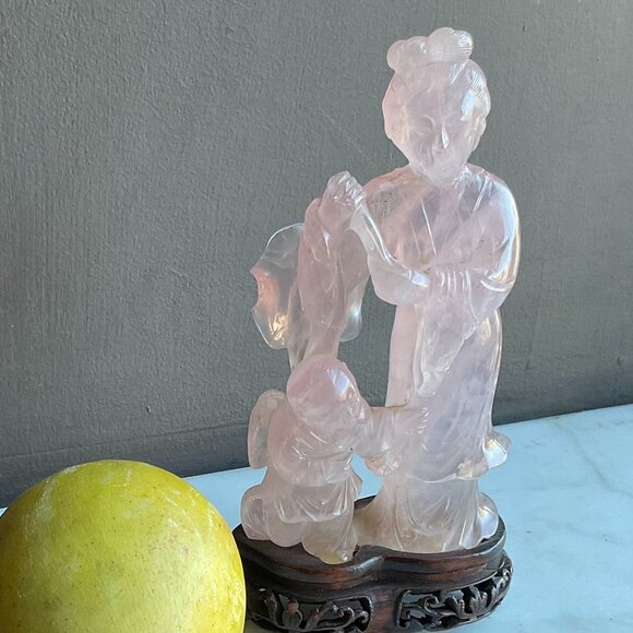 Vintage Rose Quartz Mother and Child Sculpture on carved Wooden Base - Picture 9 of 10